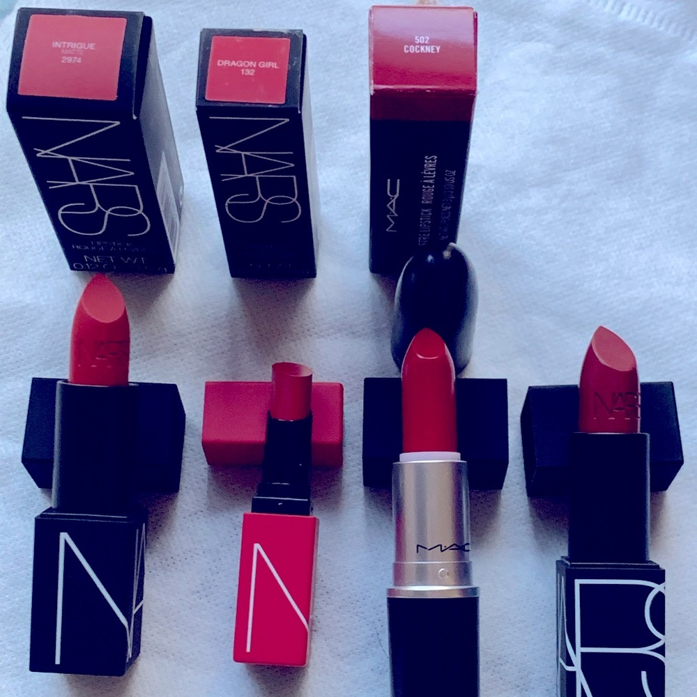 💄- NIB Ultimate Red Lip Bundle